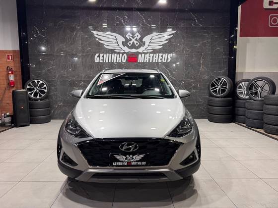 HYUNDAI HB20X 1.6 16V FLEX EVOLUTION AUTOMÁTICO HYUNDAI HB20X 1.6 16V FLEX EVOLUTION AUTOMÁTICO